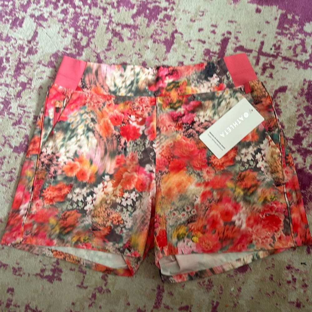 NWT - Athleta Brooklyn Printed Short, Size 10, Renewed Bloom Sprint Print